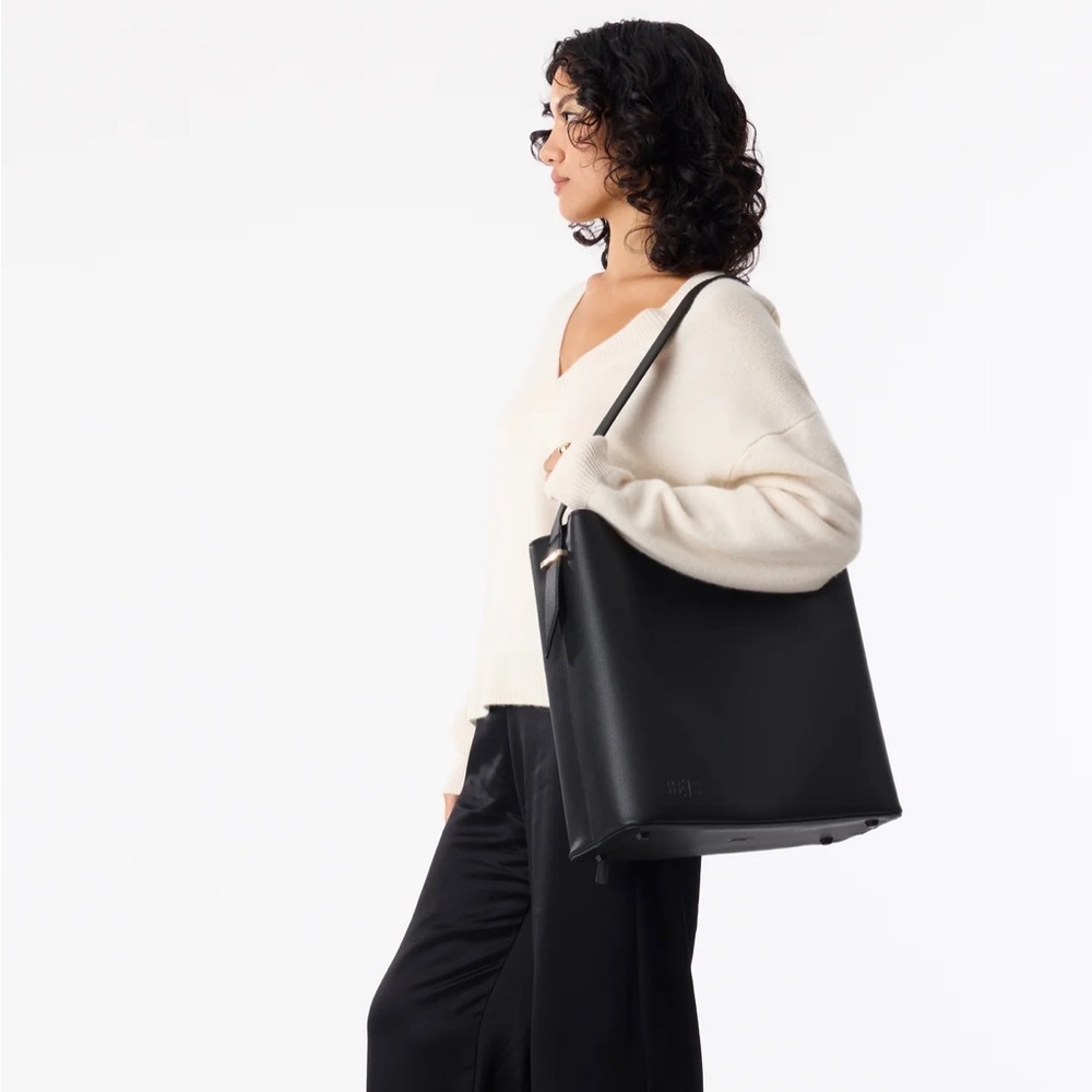 BEIS Wicked Tote Bag in Black